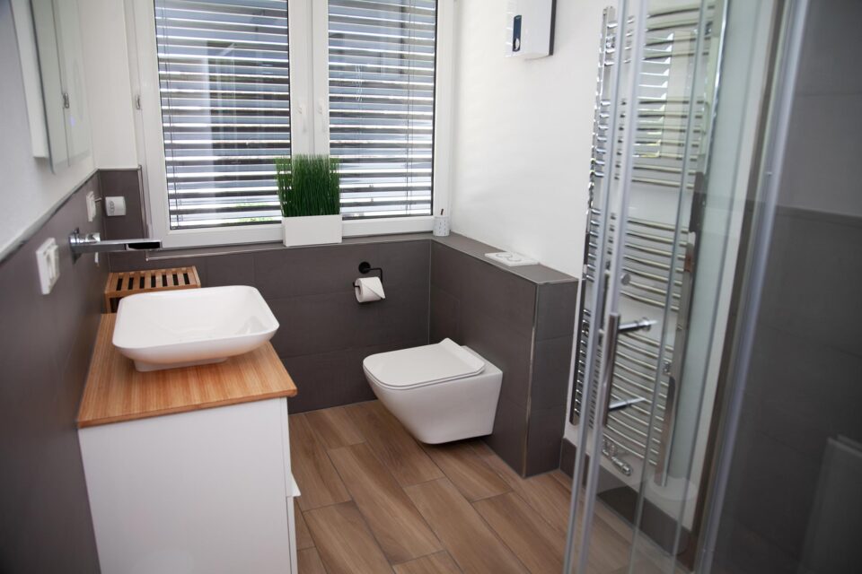 wohnraum-gusterath-boardinghaus-hotel-kleines-glueck-appartment-4