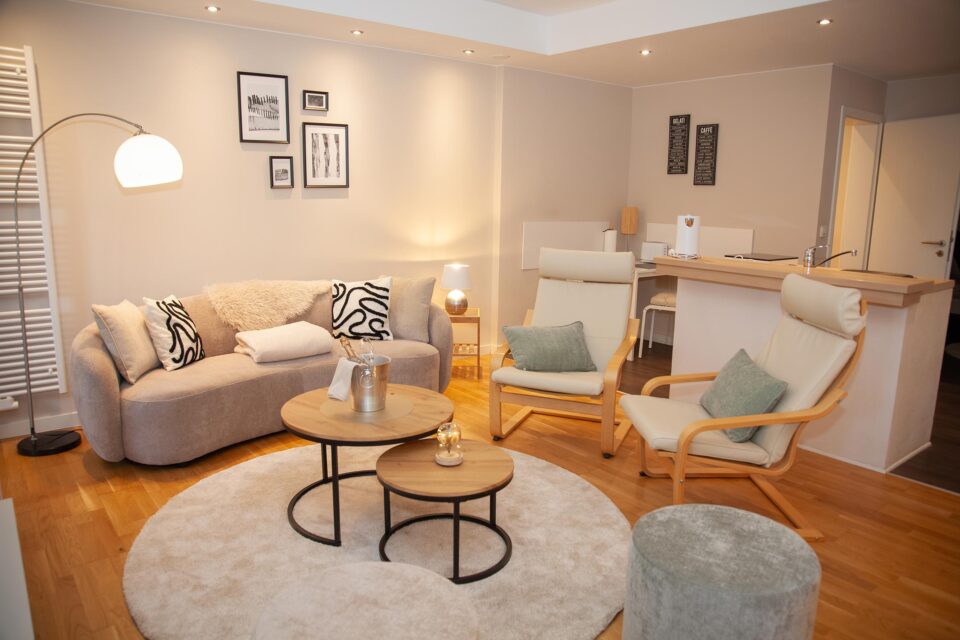 wohnraum-gusterath-boardinghaus-hotel-wellness-appartment-1